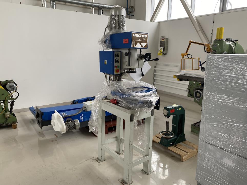 Použité náhradní díly a stroje-1